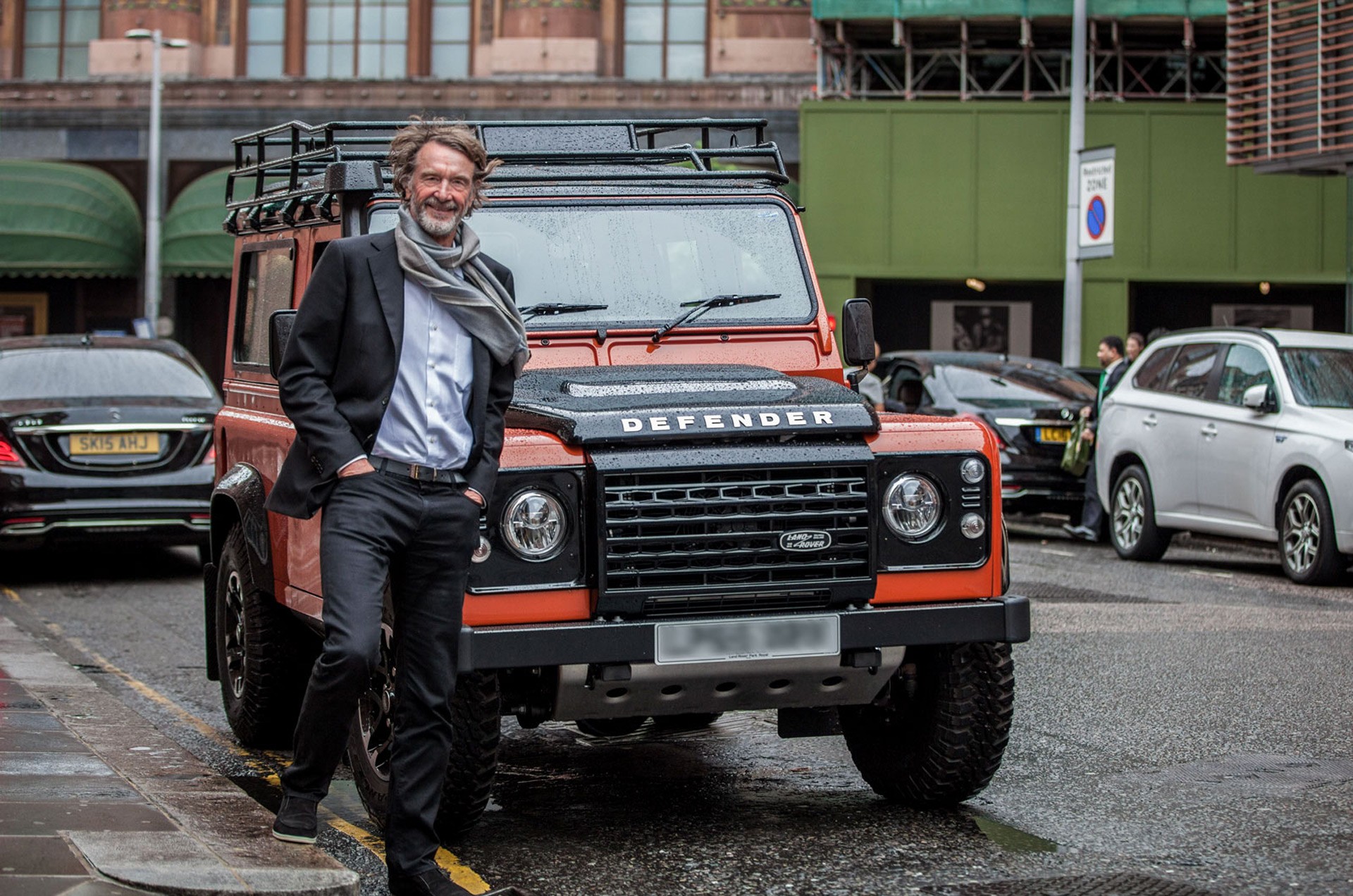 Химики шутят: альтернативный Land Rover Defender будут выпускать на заводе Ford